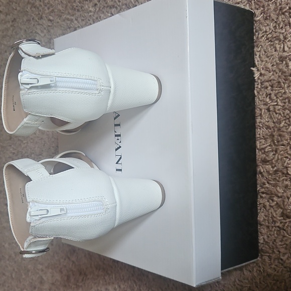 Macys Alfani Wedge Sandals - Picture 4 of 5